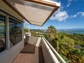 Elevated Lifestyle With Spectacular Views!