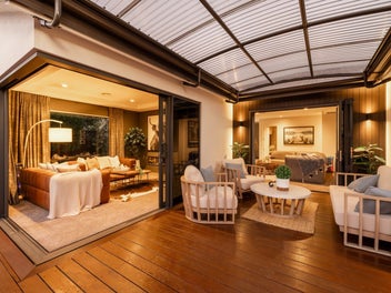 Luxury, lifestyle and location - act fast