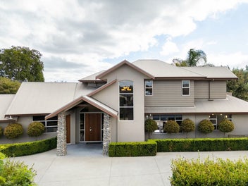 Luxury Residence – Privacy, Prestige, Perfection