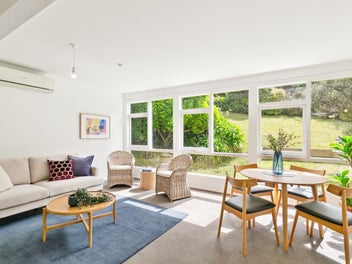 EASY LIVING IN A CONVENIENT LOCATION