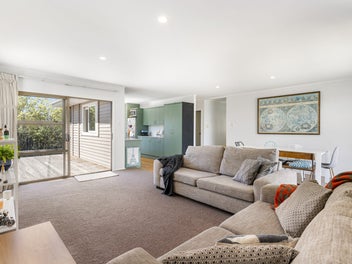 Central, private & packed with potential!
