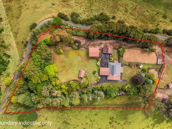Spacious and private oasis - 1 ha
