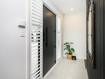 Stylish & Sophisticated Townhouse