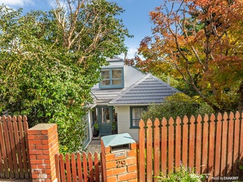 CHARMING - CONTEMPORARY - SPACIOUS