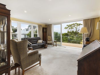 COASTAL CHARM AND FAMILY COMFORT