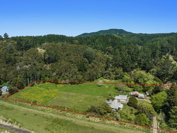 Secluded serenity with location