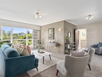 Affordable City Fringe with Sun, Views and Native