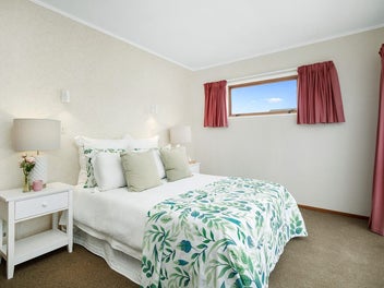 Central, Spacious, Sunny - Affordable!