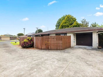 Stand-Alone Property in Prime Location