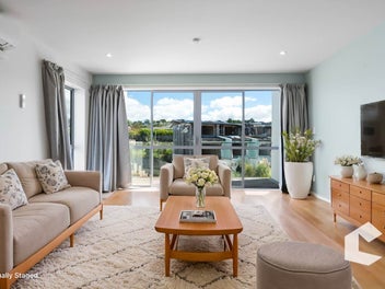 Modern, Spacious & Perfectly Located!
