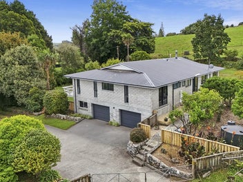 FABULOUS FAMILY HOME