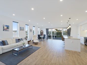 Spacious Family Retreat with Granny Potential!