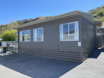 Image 1 of 7