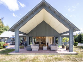Idyllic rural retreat - 993 Whirinaki Valley Road