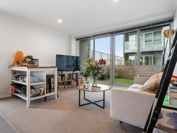 Urban Edge – Cozy Living