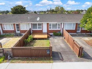 NOW $499K - URBAN LIVING, WITH NO BODY CORP
