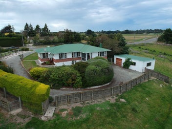 Image 1 of 34