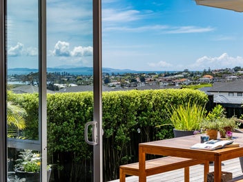 Quality Millstone Build, Sea Views & Single Level
