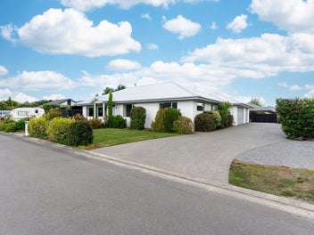 Looking for location, land & space?