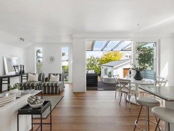 Comfortable Villa Elegance