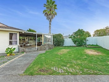 Spacious Living or Prime Development Opportunity!