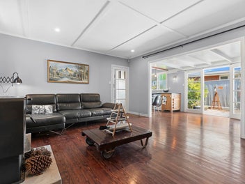 Freehold & Freestanding - high $700,000’s