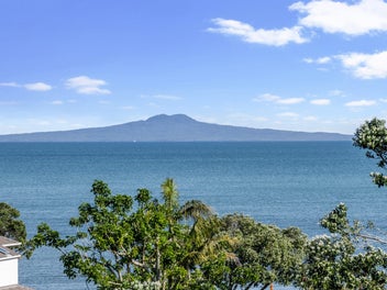 Retire in Style at the Beach