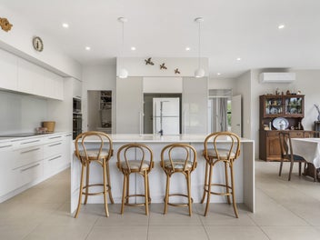 Serious Sellers - Be Quick!