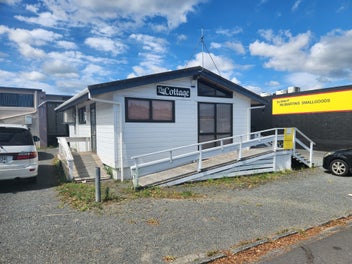 Image 1 of 8
