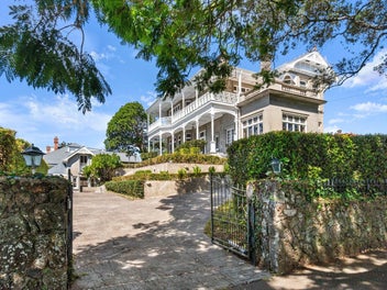 Collector’s piece – An Auckland landmark