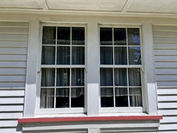 110sqm 3 Bed 1 Bath Relocatable House "The Main"