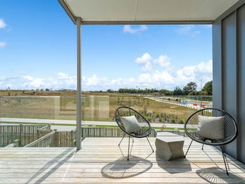 Parkside Townhouse – Steps from School