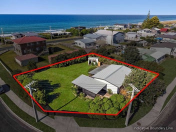 Relaxed Beachside Living at Pukehina!