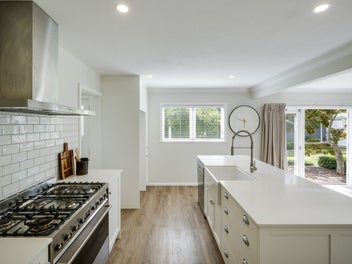Spacious family home, minutes to the village