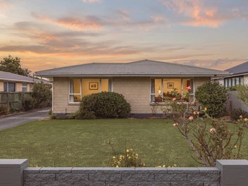 Horticulturist’s Dream | Ideal Family HOME