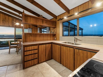 Harbour Views, Rumpus Room & Office