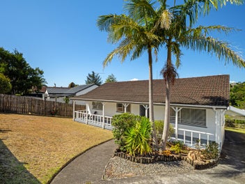 A Beautiful Home Short Walk to Great Schools