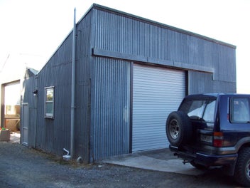 Image 1 of 7