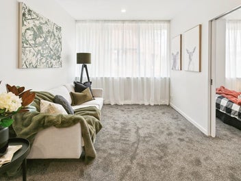 Sleek, Refreshed City Pad - Move-In Ready