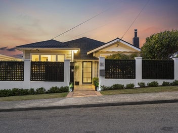 Beautiful character home on 559sqm