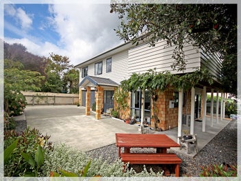 Private Riverside Retreat