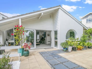 Takapuna Treasure First Time on Market in 32 Years