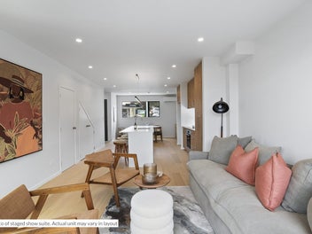 LUCKY LAST - Must Be Sold! Exceptional value!