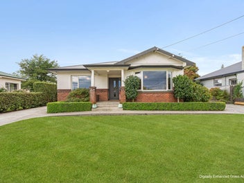 Exquisite Character Home on William Street!