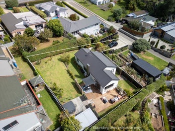 Stylish abode | Tranquil setting | Great locale