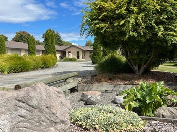 Image 1 of 28