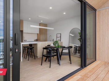 Wake Up in the Central City! 2 Bed & Parking