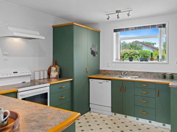 Discover Your Dream Home on Hillcrest Street