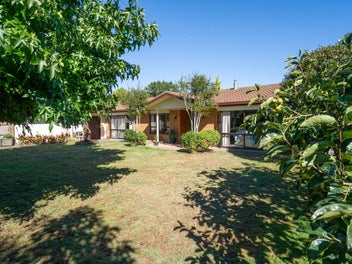 Family Home with Income Potential!