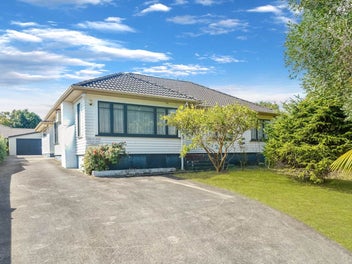 Selling After 31 years -898sqm(approx) MHS